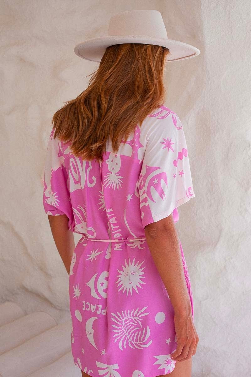 pink and white shirt dress for beach