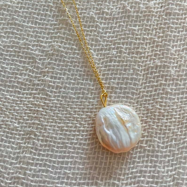 Freshwater Pearl Necklace - Round