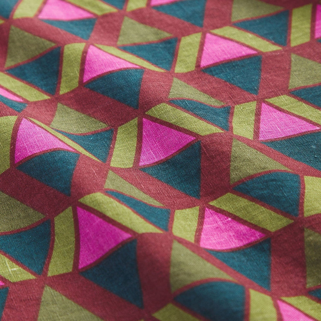 Pretty geometric linen sheets
