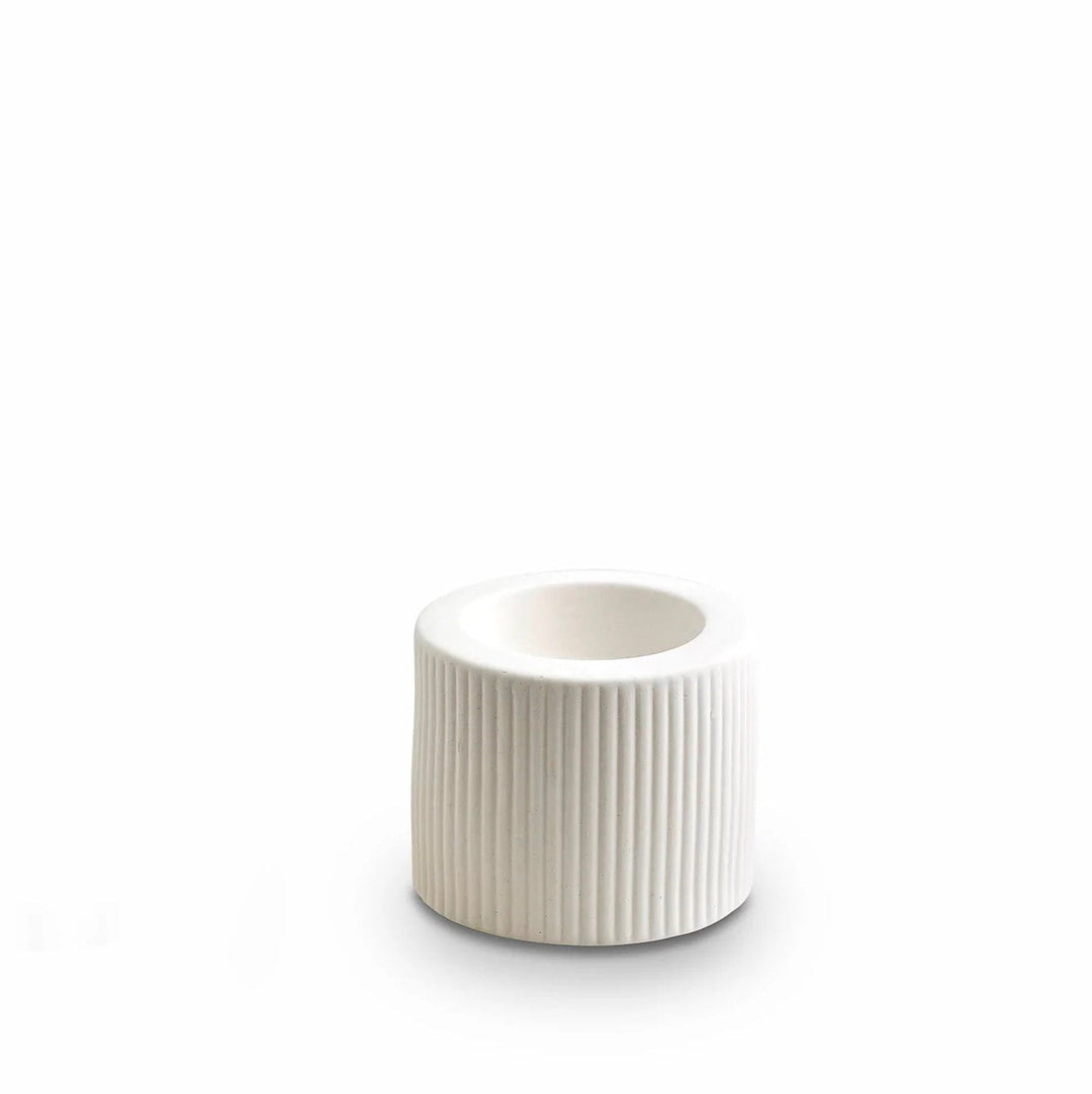 Ribbed Infinity Candle Holder Snow